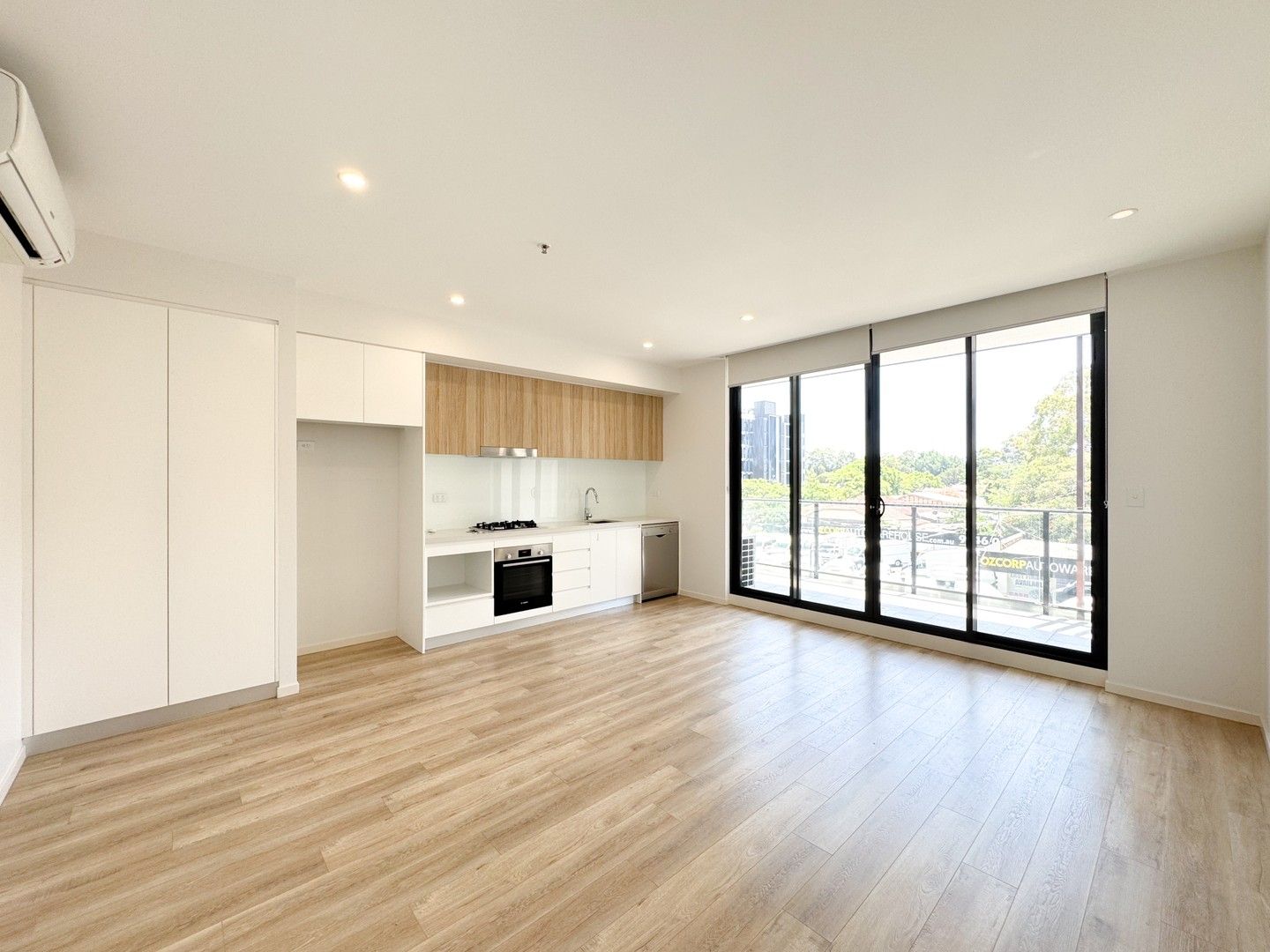 1 bedrooms Apartment / Unit / Flat in 31/208 Parramatta Road HOMEBUSH NSW, 2140