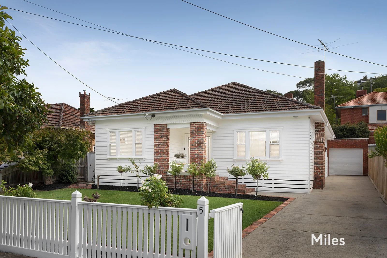 Primary image of 5 Corona Street, Ivanhoe VIC 3079