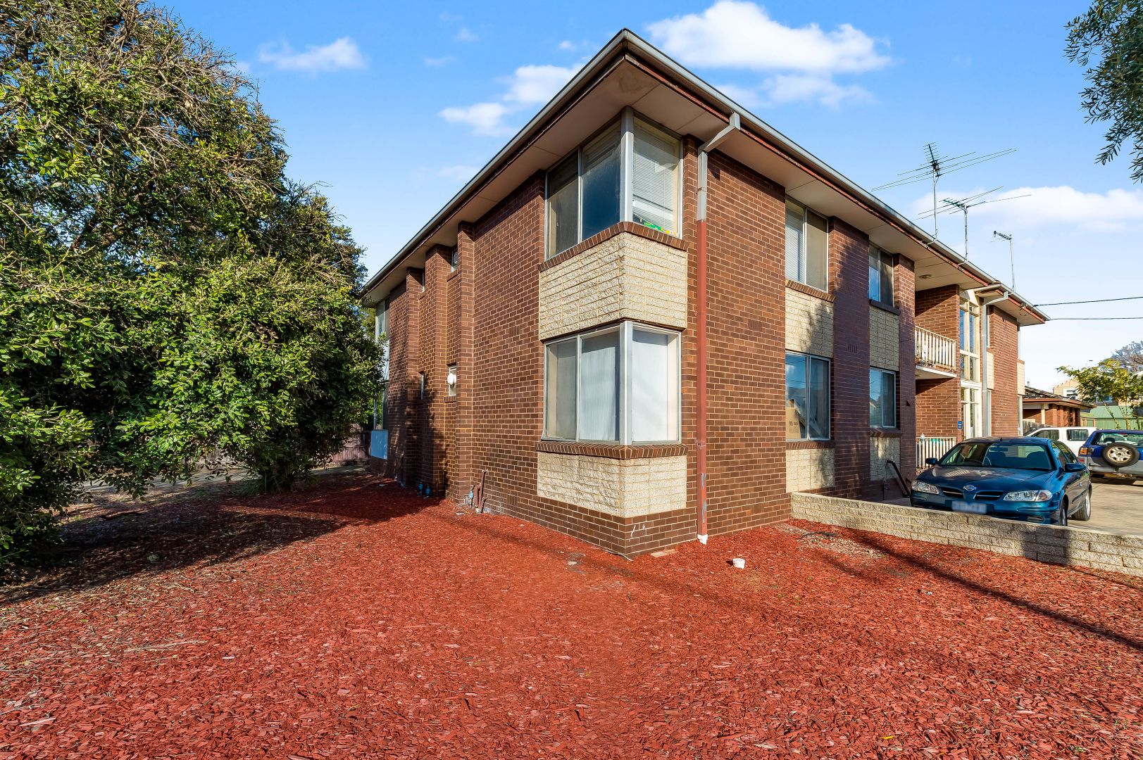 2/30 Stephen Street, Yarraville Property History & Address Research