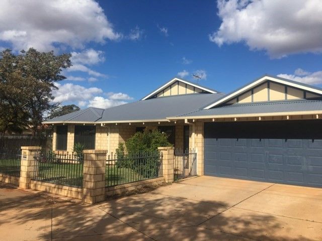 4 bedrooms House in 395 Egan Street KALGOORLIE WA, 6430