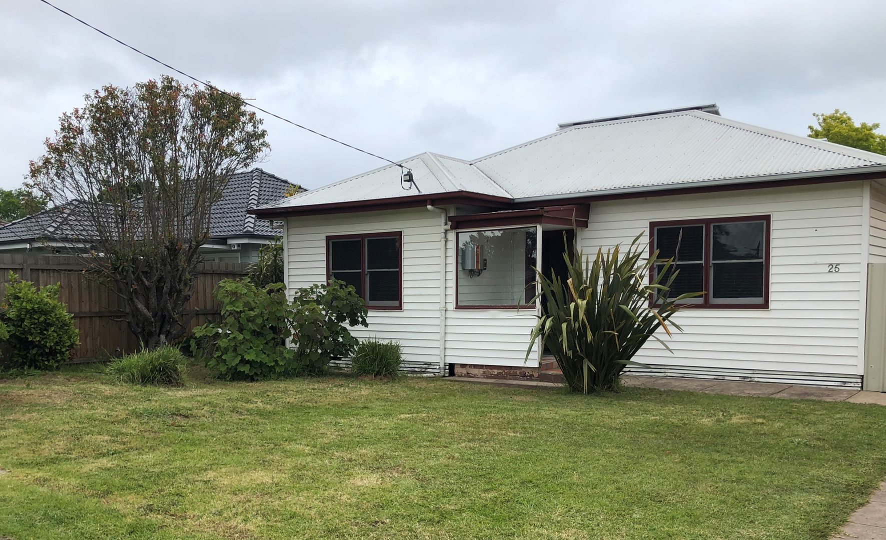 25 Townsend Road, Whittington Property History & Address Research