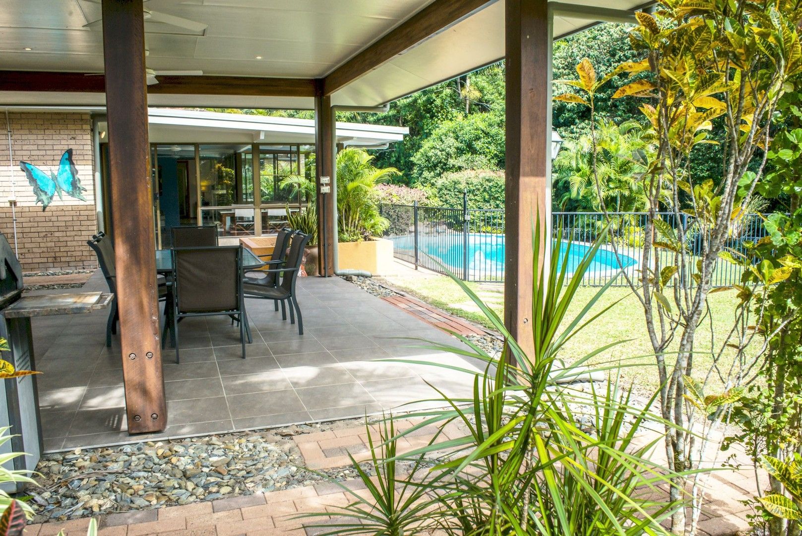 4 Moreton Street, Wongaling Beach QLD 4852, Image 0