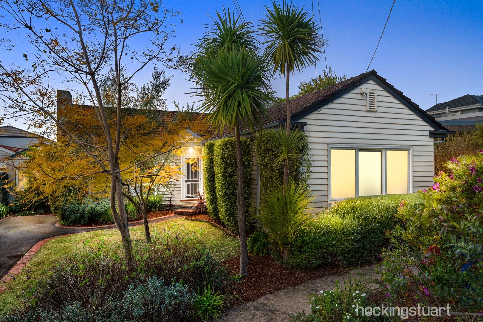 12 Munro Avenue, Cheltenham VIC 3192, Image 0