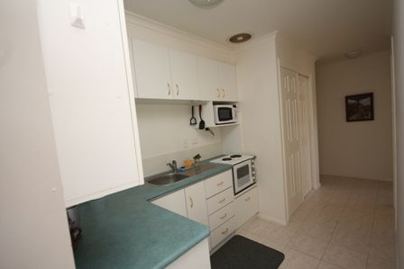 1/17 The Hermitage, Tweed Heads South NSW 2486, Image 2