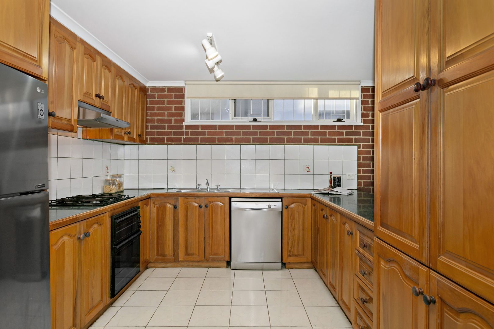 1/28 Erskine Street, North Melbourne VIC 3051, Image 2