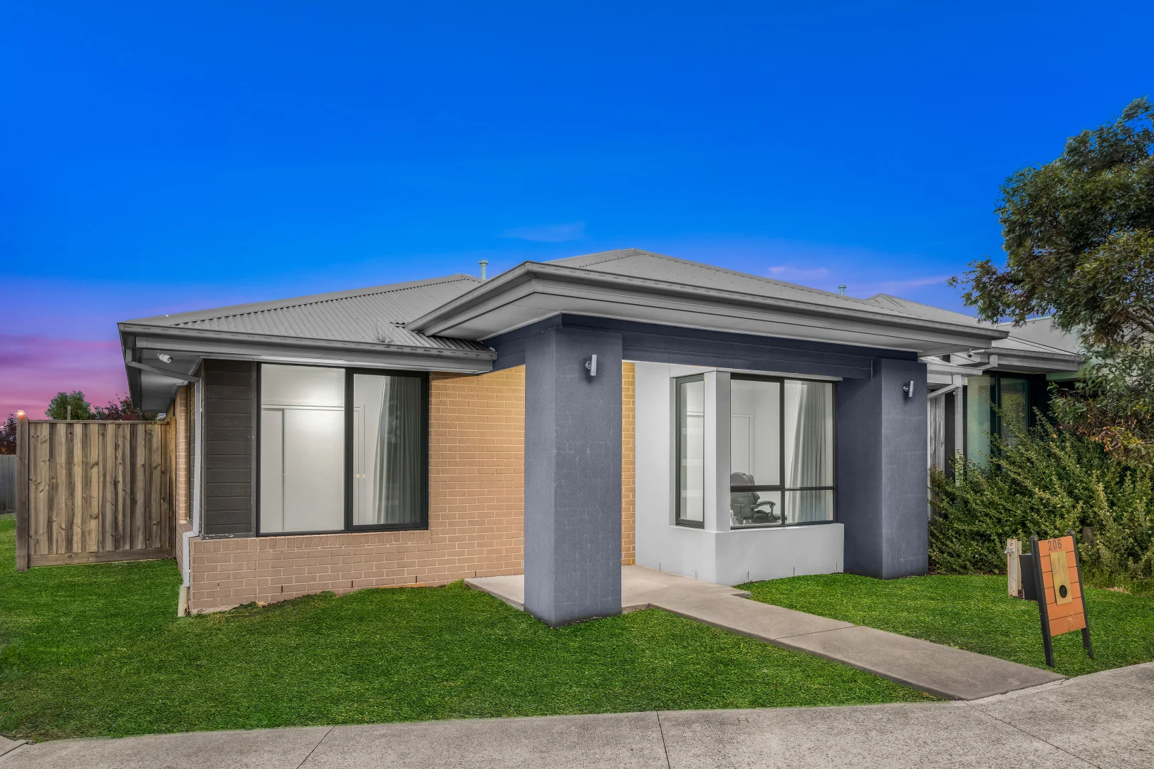 Additional image 15 of 206 Wheelers Park Drive, Cranbourne North VIC 3977