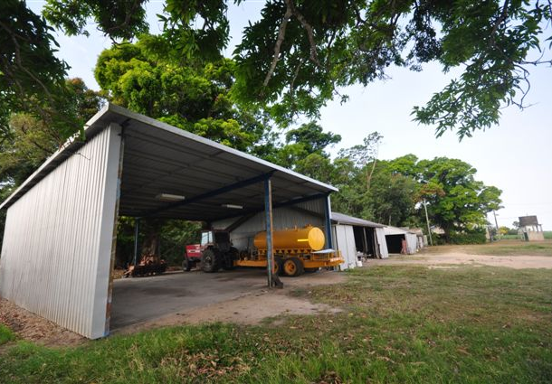 710 Stone River Road, Peacock Siding QLD 4850