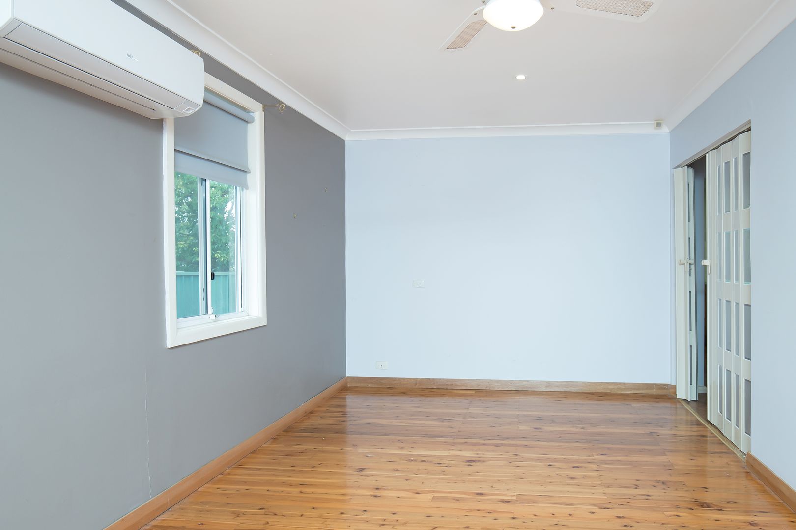 9 Seddon Place, Campbelltown NSW 2560, Image 2