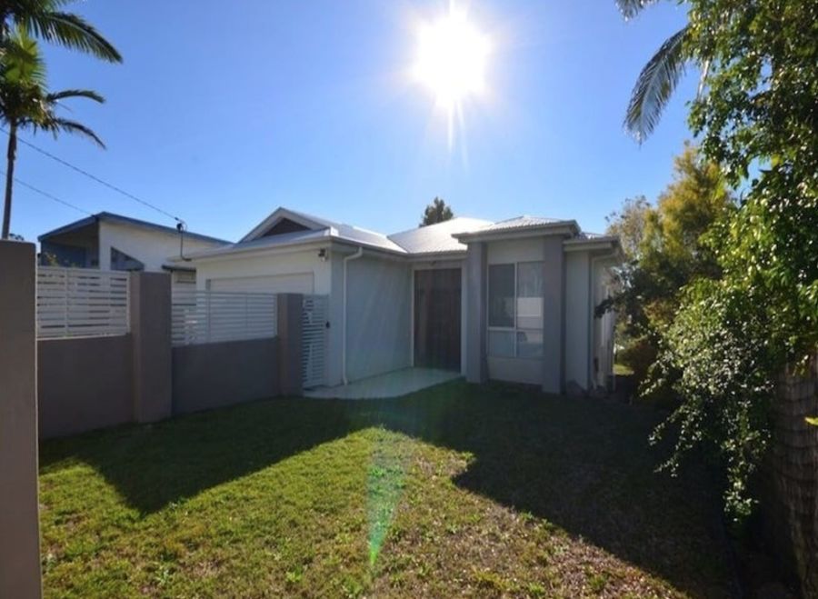 5 bedrooms House in 19 Gaynesford Street MOUNT GRAVATT QLD, 4122