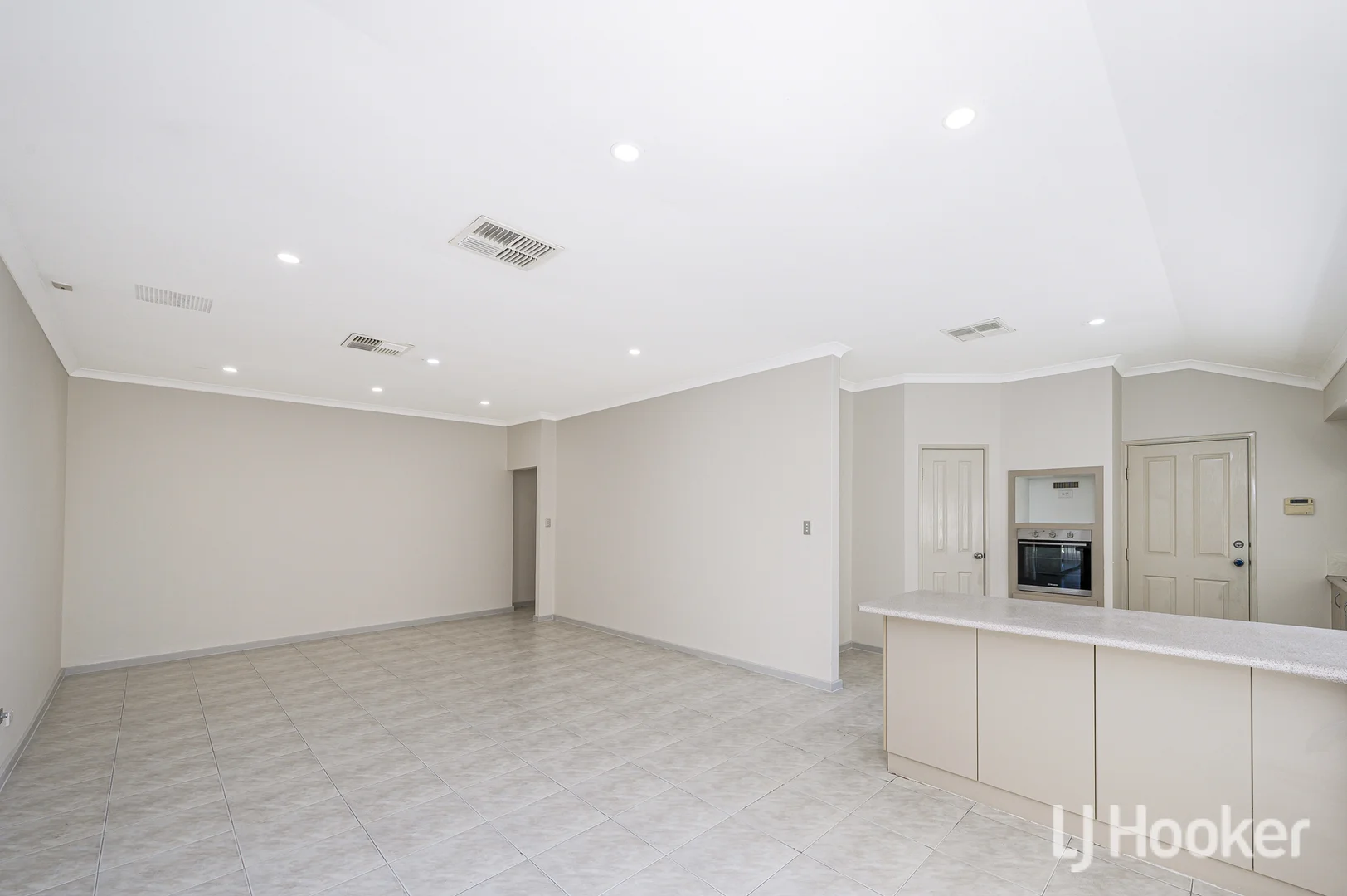 Additional image 8 of 16 Marginata Parkway, Canning Vale WA 6155