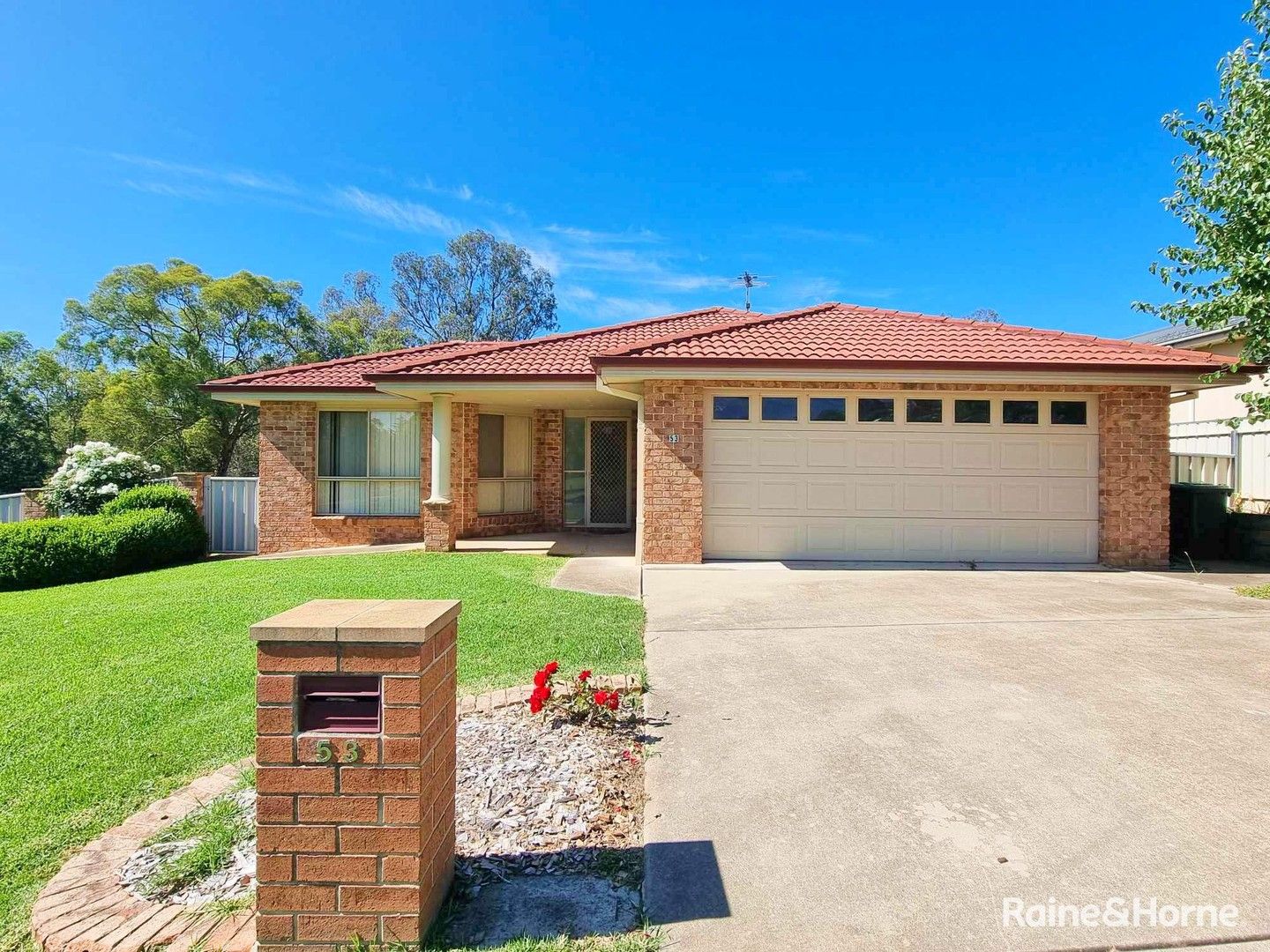 53 Petticoat Lane, Young NSW 2594, Image 0