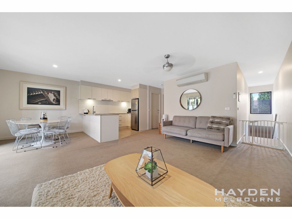 2 bedrooms Townhouse in 3/269 Williams Road SOUTH YARRA VIC, 3141