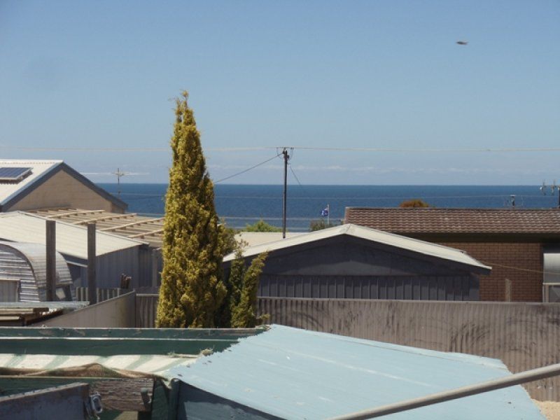 34 Barton Road, Tiddy Widdy Beach SA 5571, Image 2