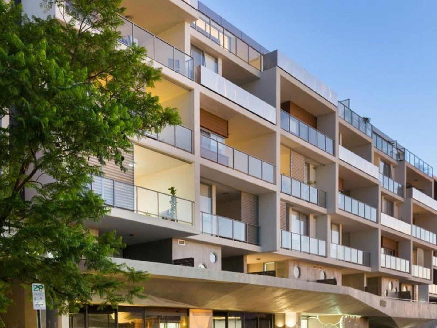 3 bedrooms Apartment / Unit / Flat in 306/15 Roydhouse St SUBIACO WA, 6008