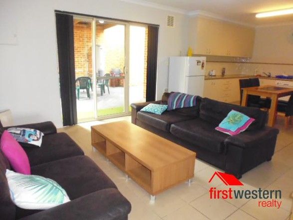 1 bedrooms House in Rm 5/43B Lakeside Drive JOONDALUP WA, 6027