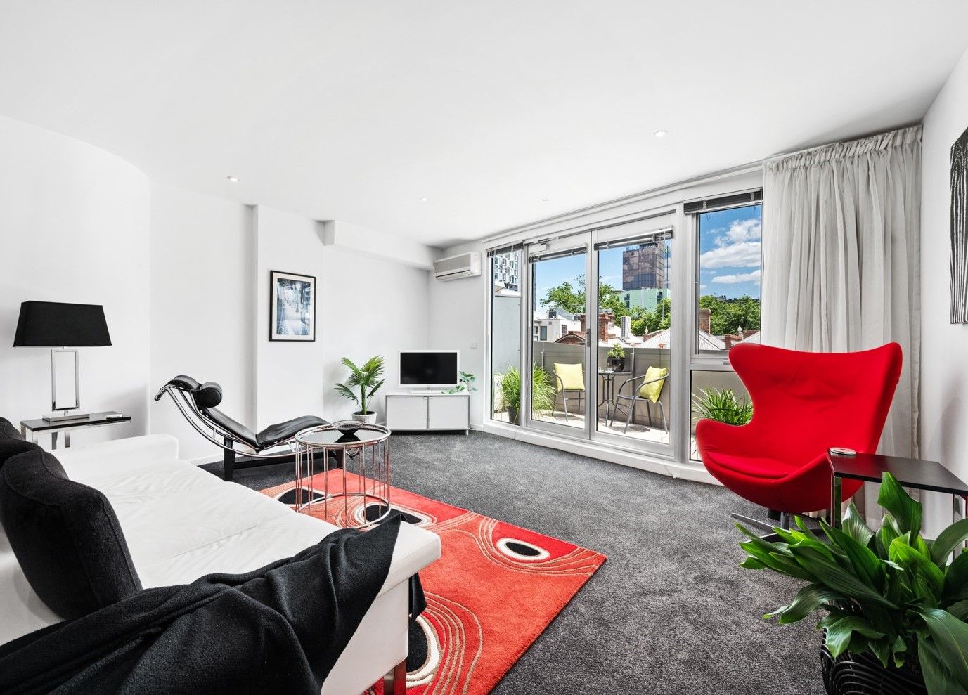 2 bedrooms Apartment / Unit / Flat in 13/26 Little Cardigan Street CARLTON VIC, 3053