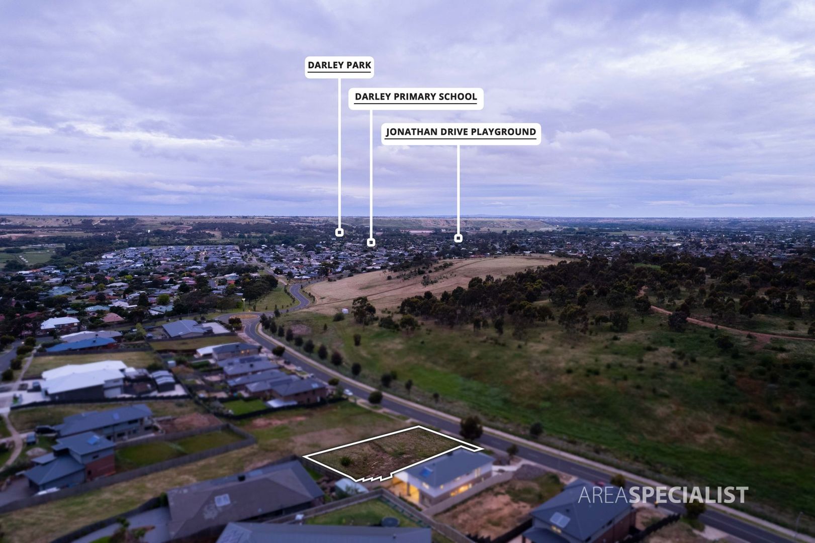 239 Halletts Way, Darley VIC 3340, Image 2