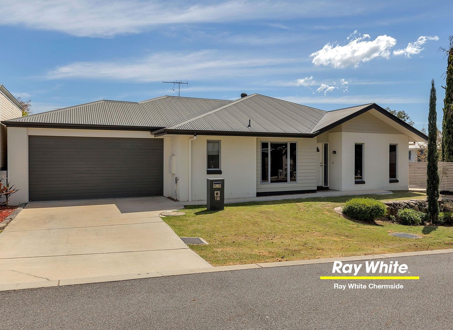 18 Hillside Circuit, Chermside West QLD 4032, Image 0