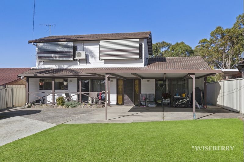 13 Pacific Highway, Lake Haven NSW 2263