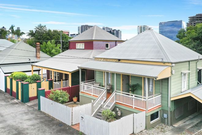 Picture of 210 Arthur Street, TENERIFFE QLD 4005