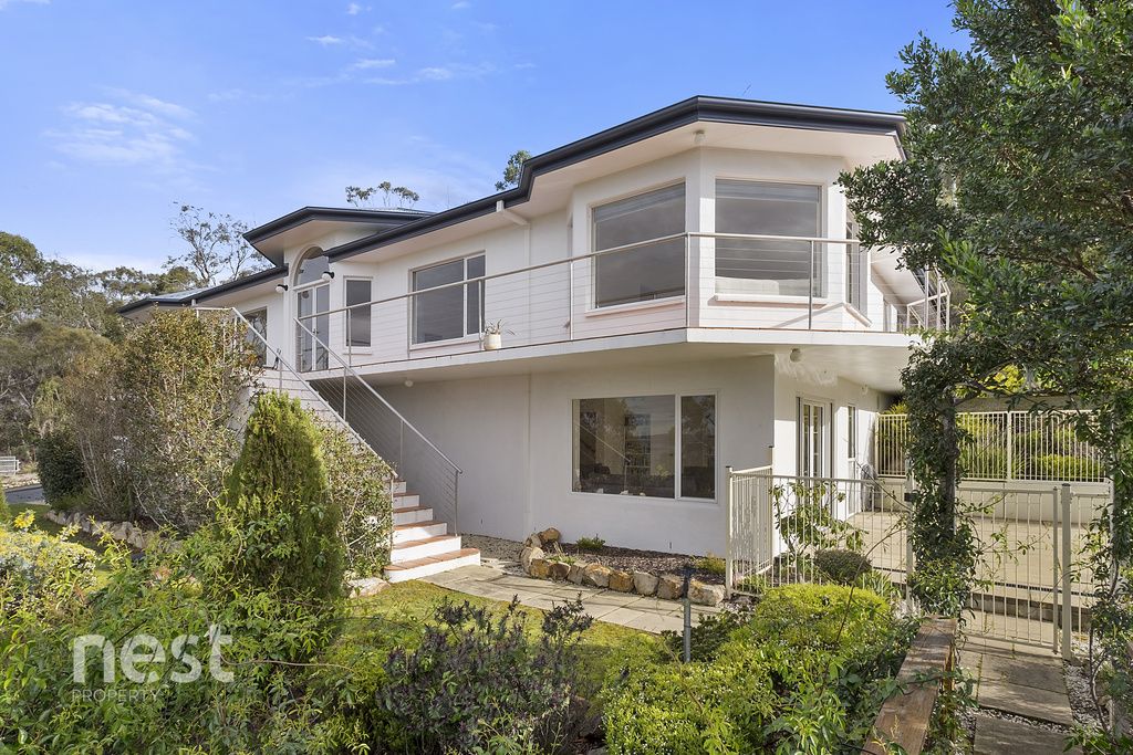 25 Stewart Crescent, Taroona TAS 7053, Image 0