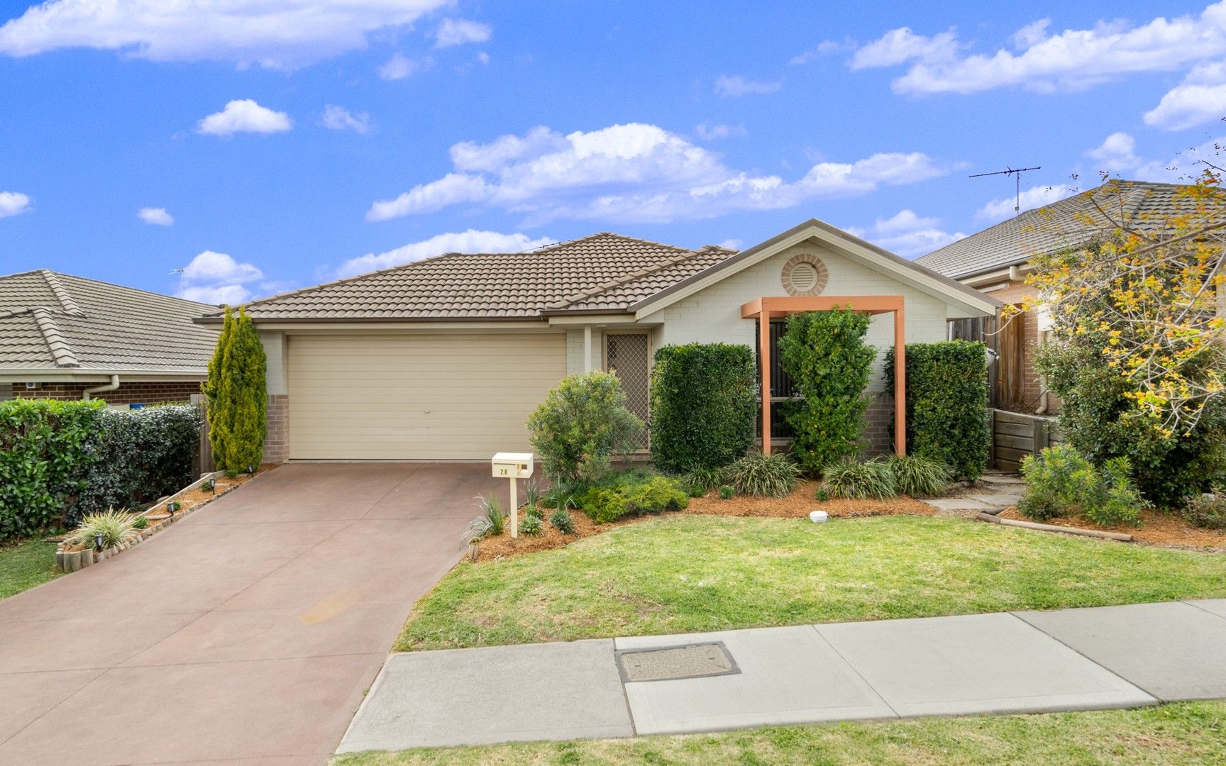 28 Kerrigan Crescent, Elderslie NSW 2570, Image 0