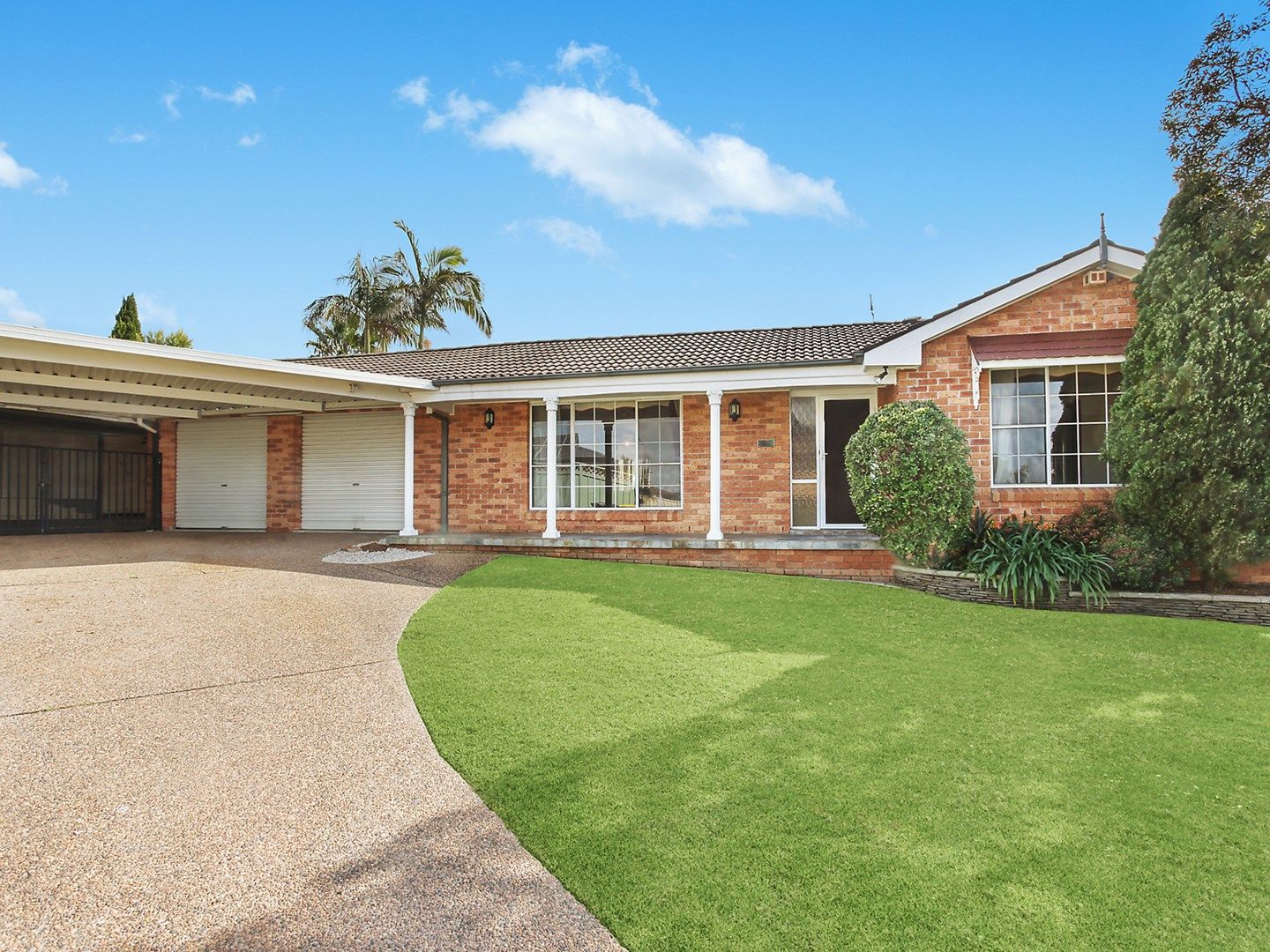 3 Loxton Place, Bossley Park NSW 2176, Image 0
