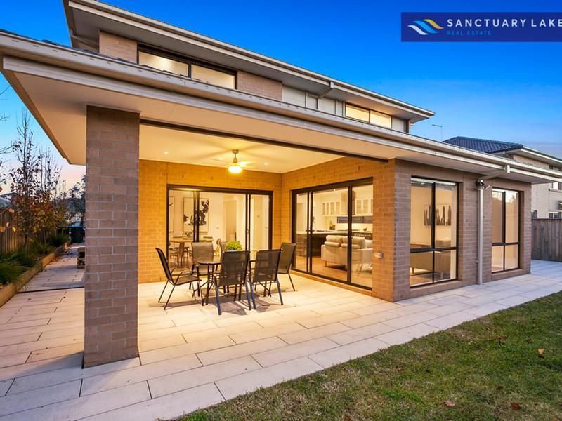 19 Brindabella Chase, Sanctuary Lakes VIC 3030, Image 1