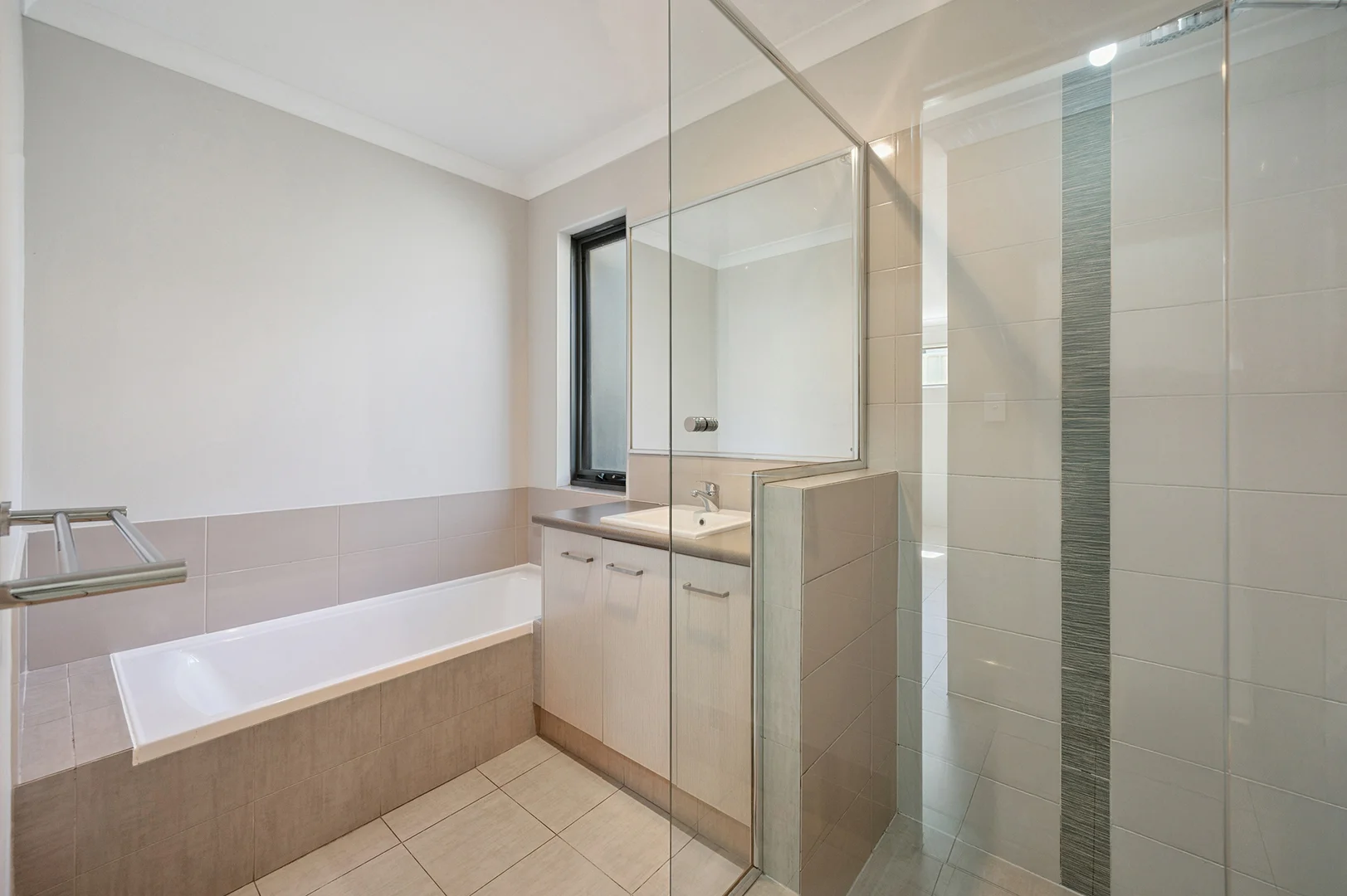 Additional image 18 of 351 Lambeth Circle, Wellard WA 6170