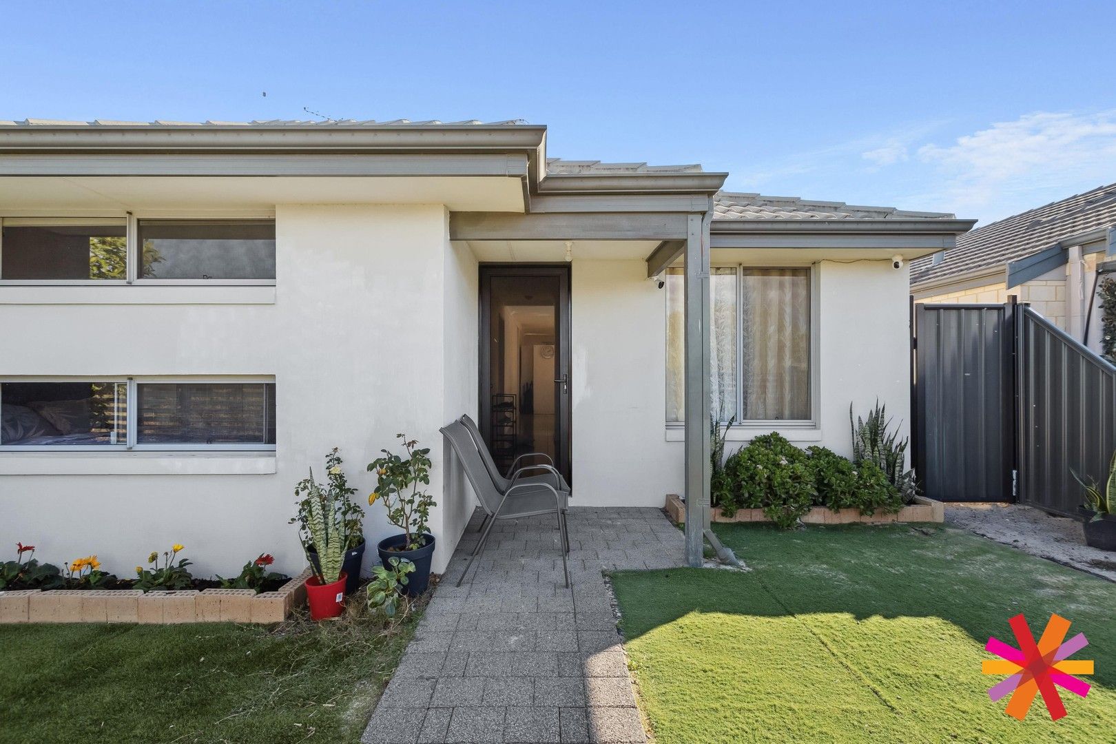 4 bedrooms House in 95 Waldeck Road CAVERSHAM WA, 6055