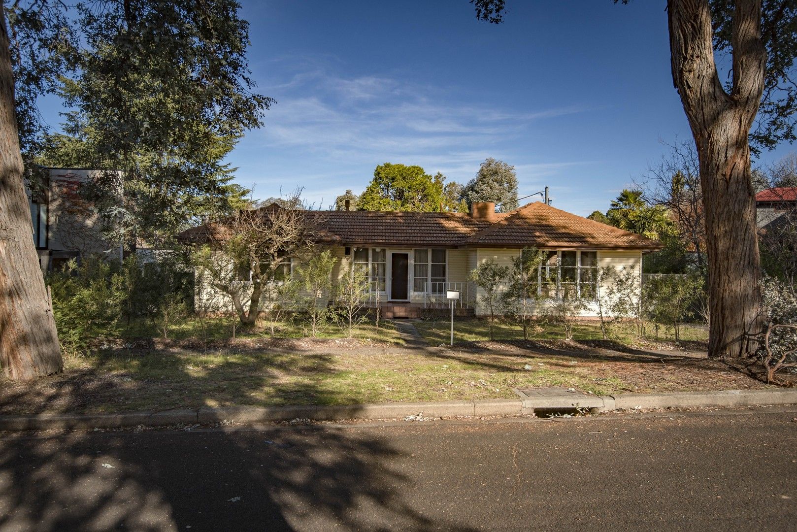 16 Schomburgk Street, Yarralumla ACT 2600, Image 0