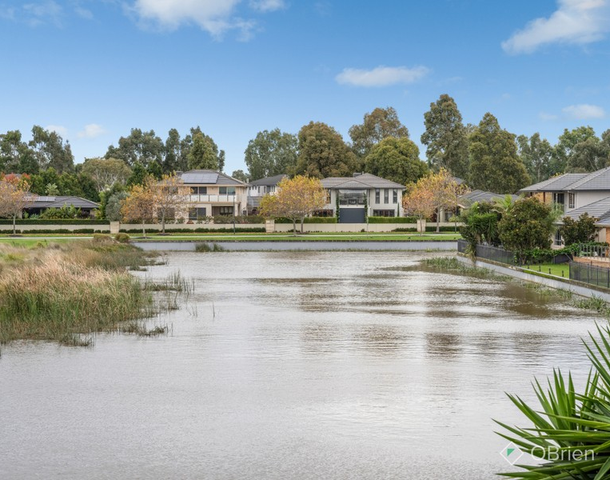 7 Parkhart Circle, Sandhurst VIC 3977