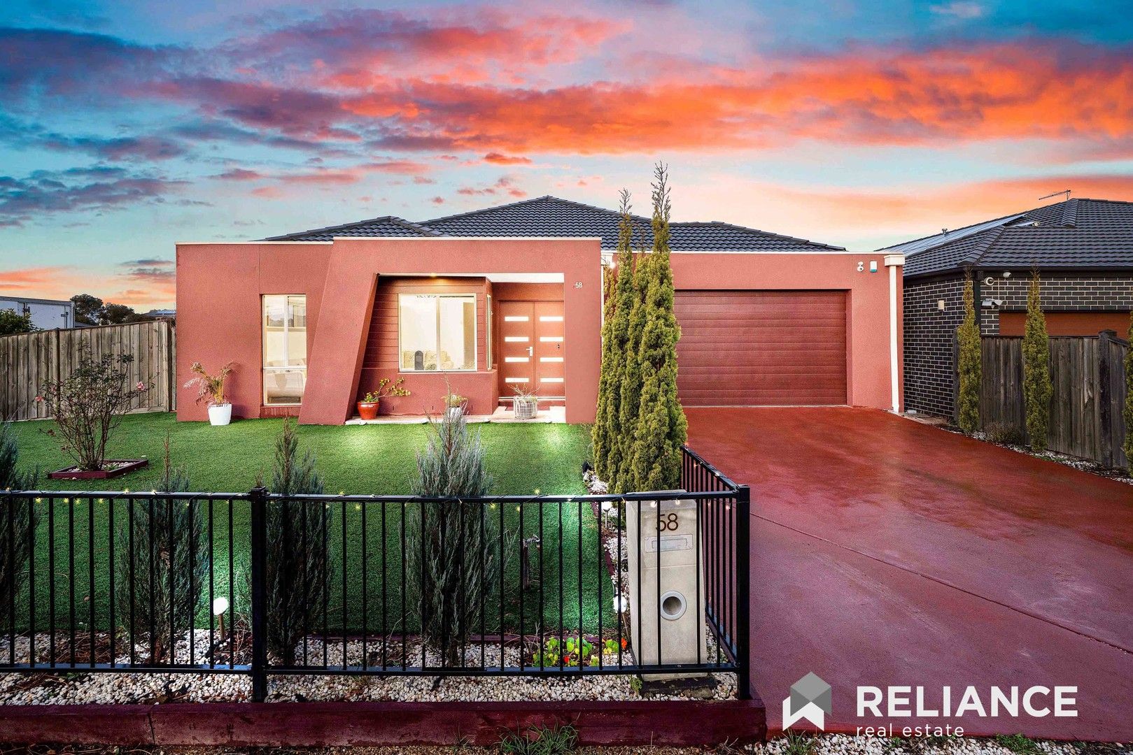 4 bedrooms House in 53 Amsterdam Avenue TARNEIT VIC, 3029