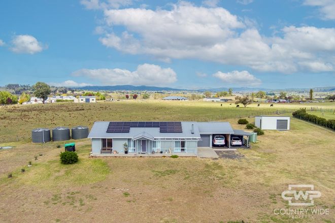 Picture of 49 Galloway Place, GLEN INNES NSW 2370