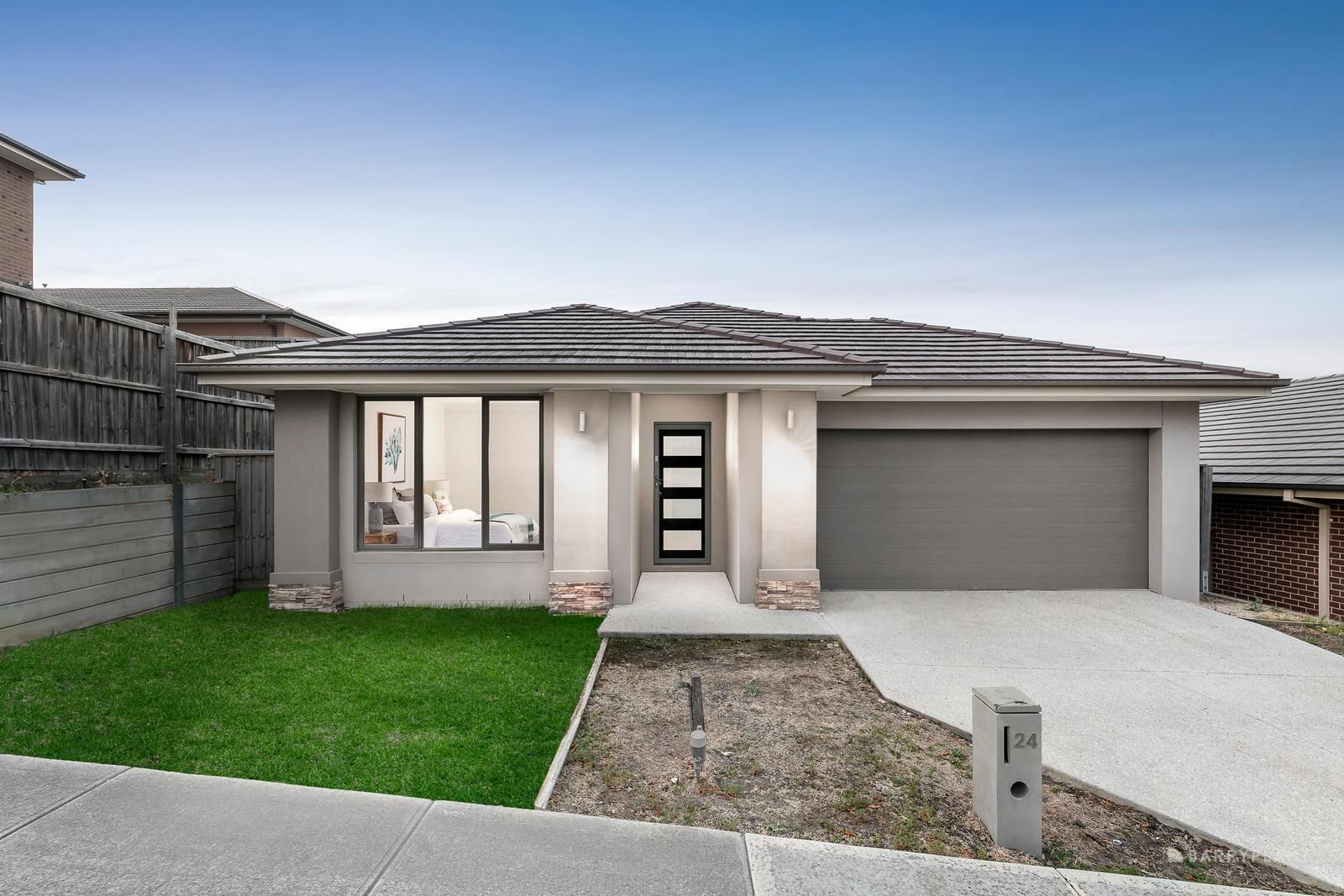 4 bedrooms House in 24 Owl Road DOREEN VIC, 3754