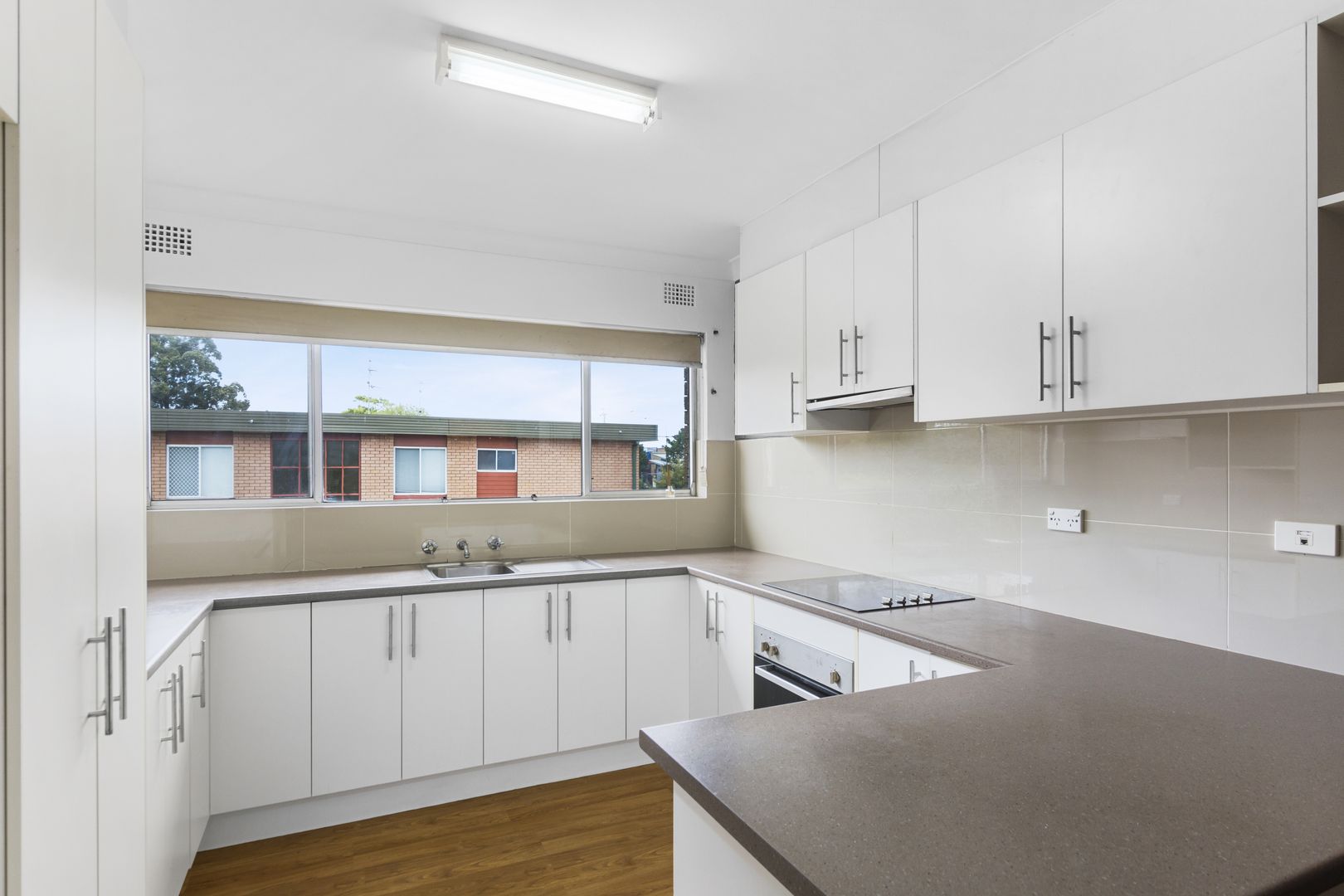 8/154 Princes Highway, Fairy Meadow NSW 2519, Image 2
