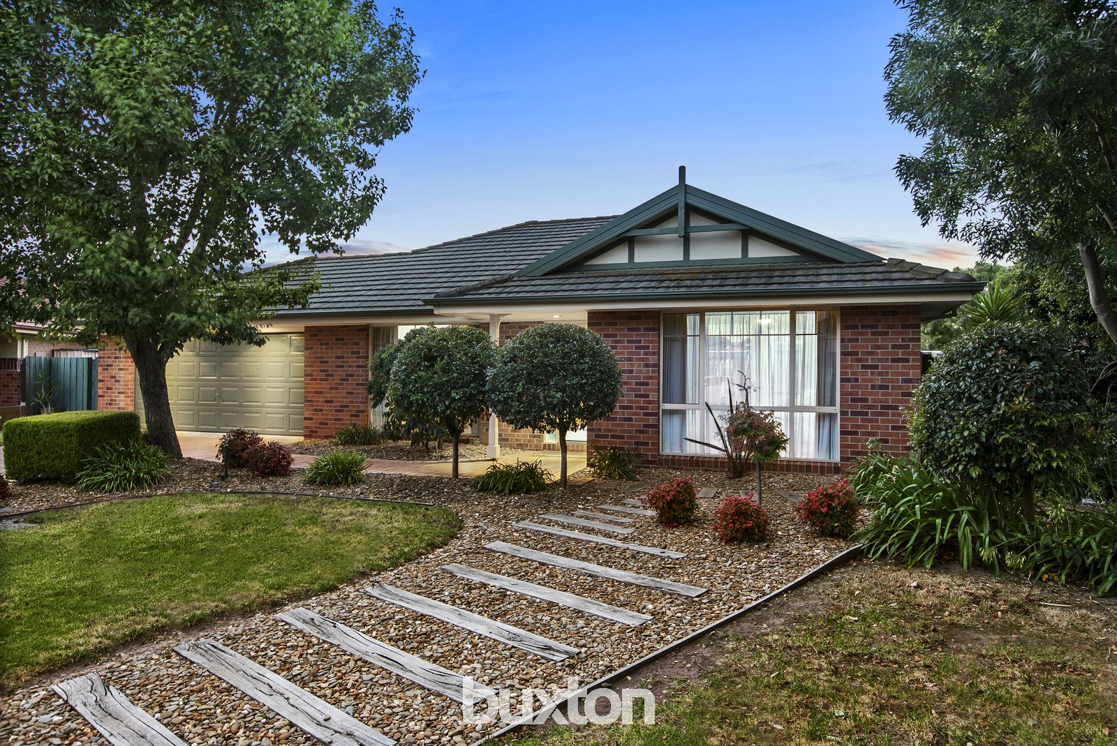 8 Regatta Court, Aspendale Gardens VIC 3195, Image 1