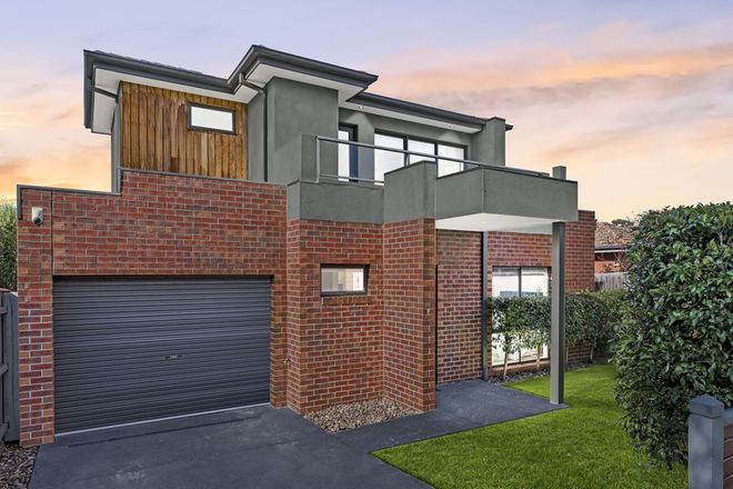 Picture of 1/26 Renown Street, ESSENDON NORTH VIC 3041