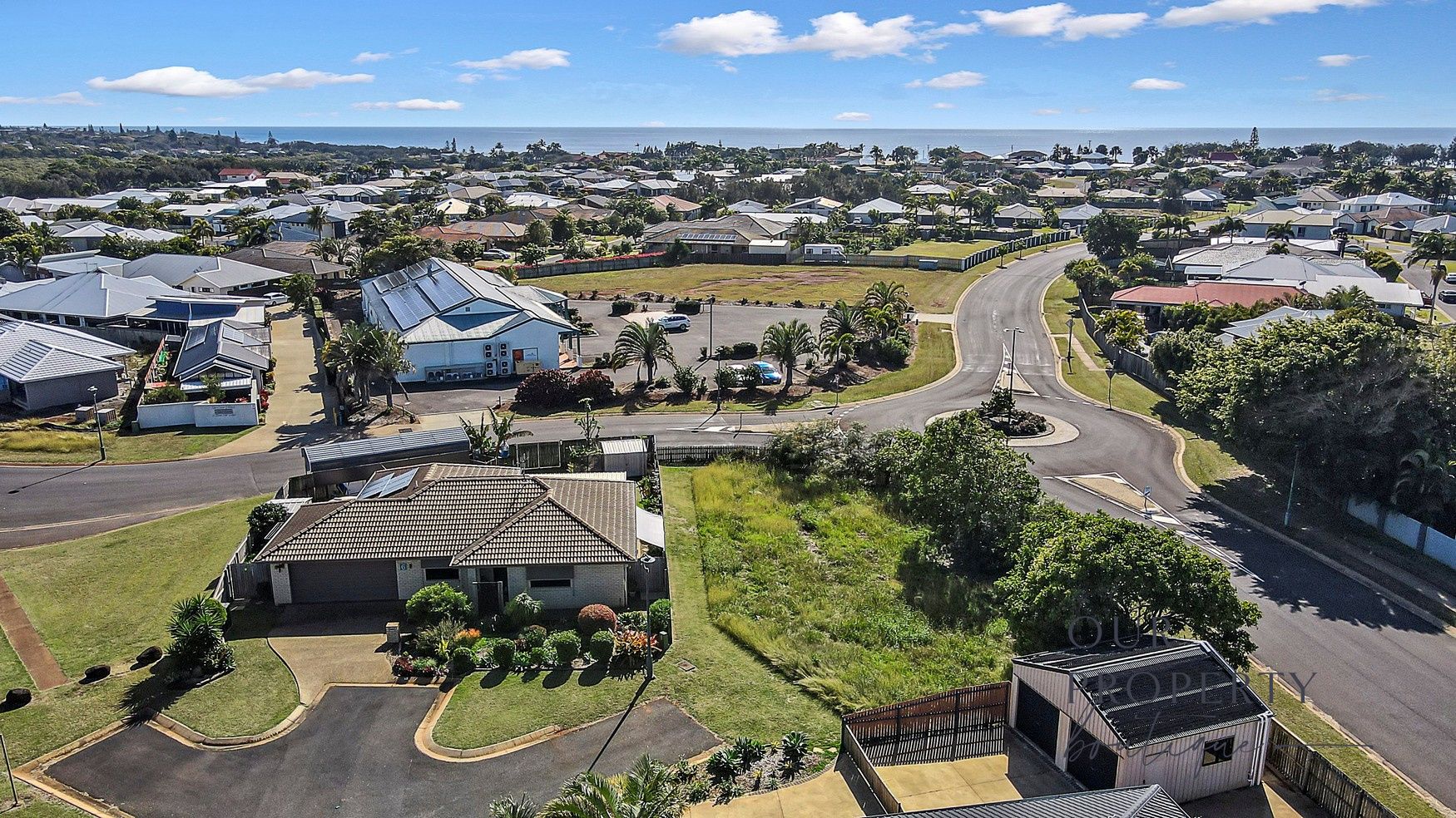 7 Rita Place, Coral Cove QLD 4670 Domain