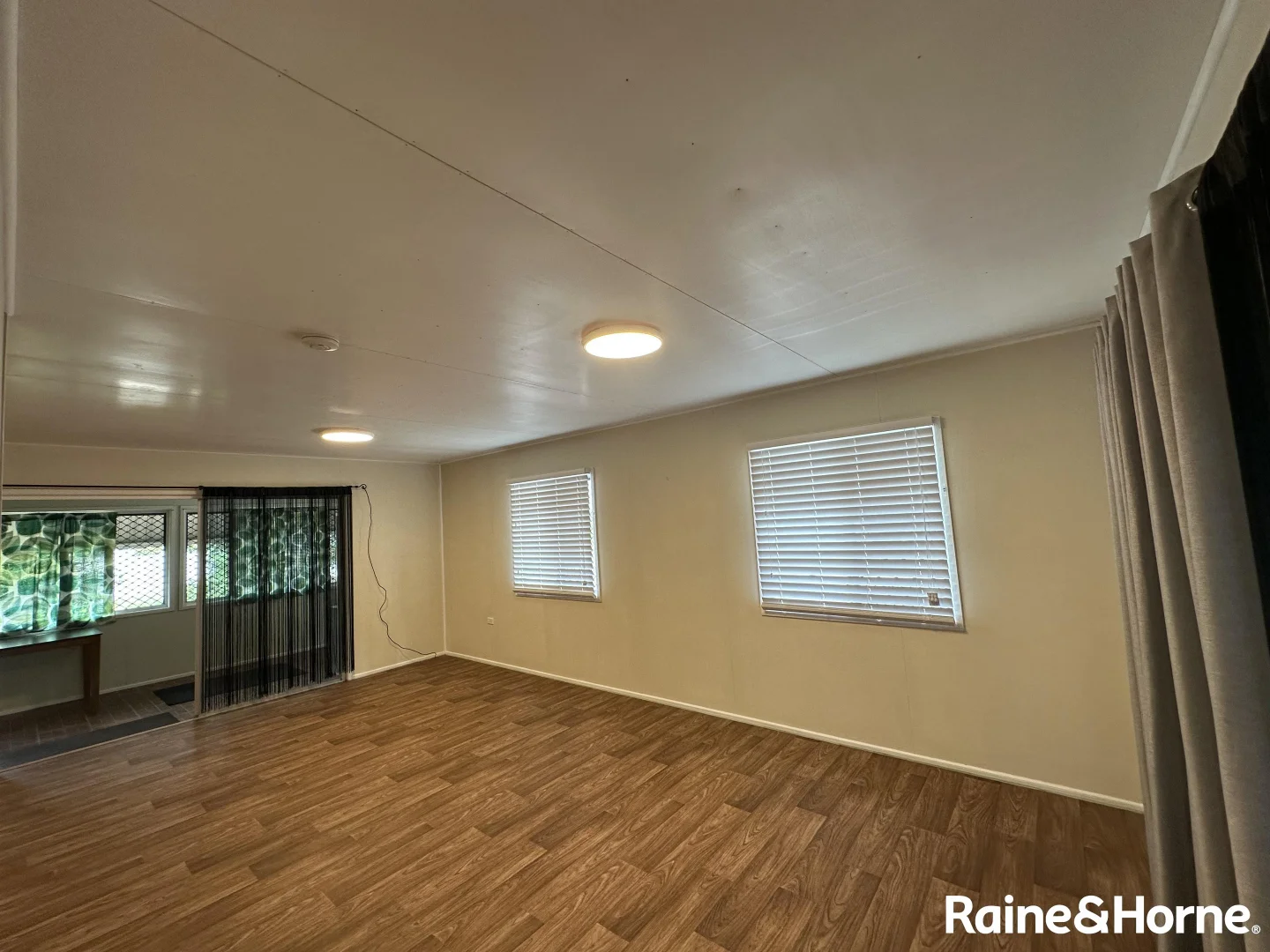 Additional image 6 of 27 Slade Esplanade, Slade Point QLD 4740