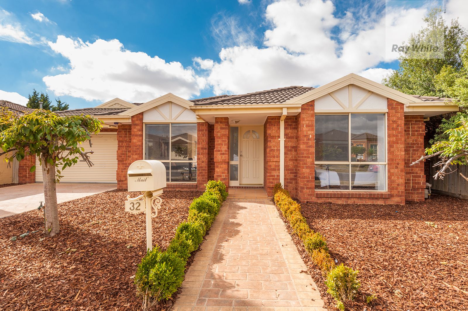 32 Cambridge Crescent, Roxburgh Park VIC 3064, Image 0