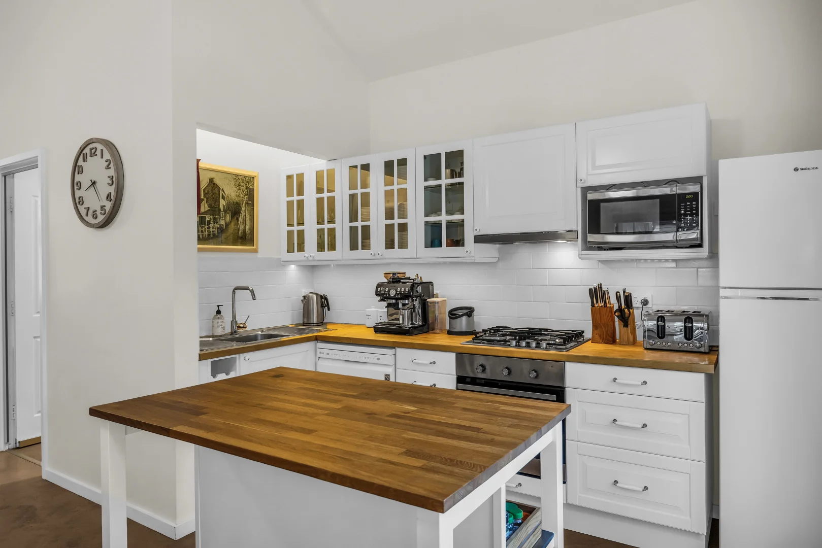 Additional image 4 of 'The White House' 37 Post Office Lane, Crackenback NSW 2627