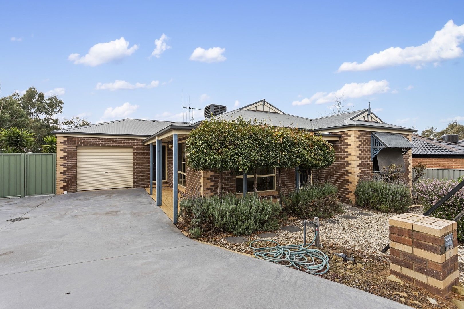 3 bedrooms House in 3 Poorinda Crescent KANGAROO FLAT VIC, 3555