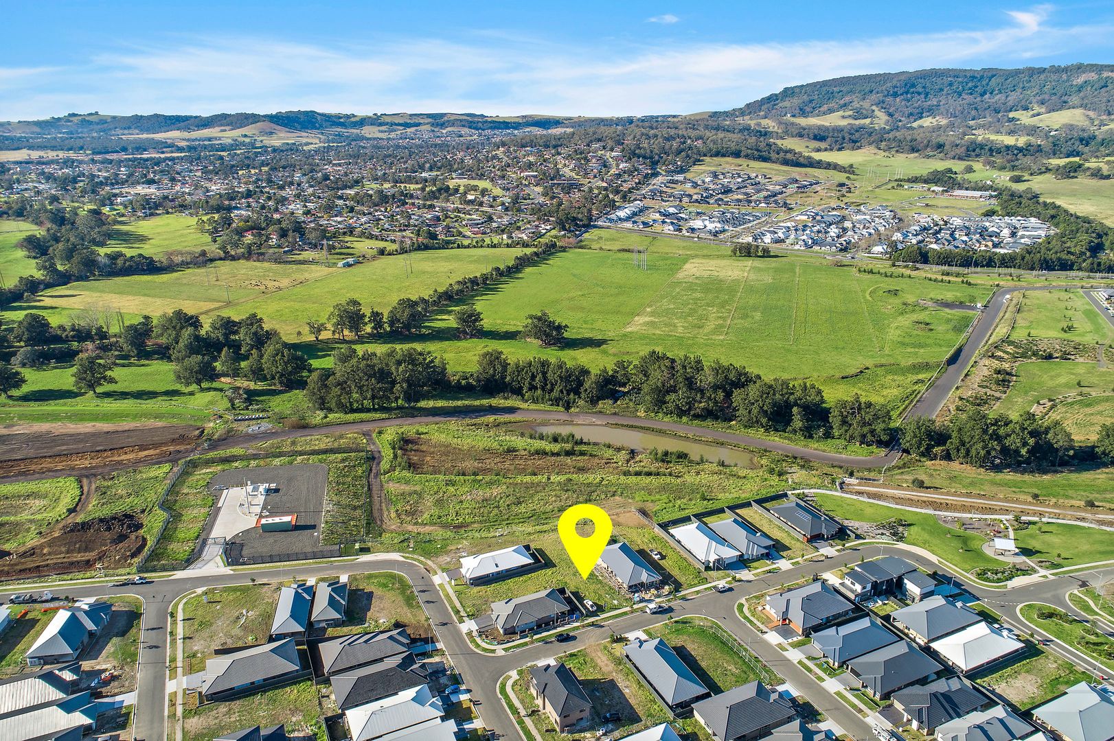 14 Markham Drive, Calderwood Property History & Address Research Domain