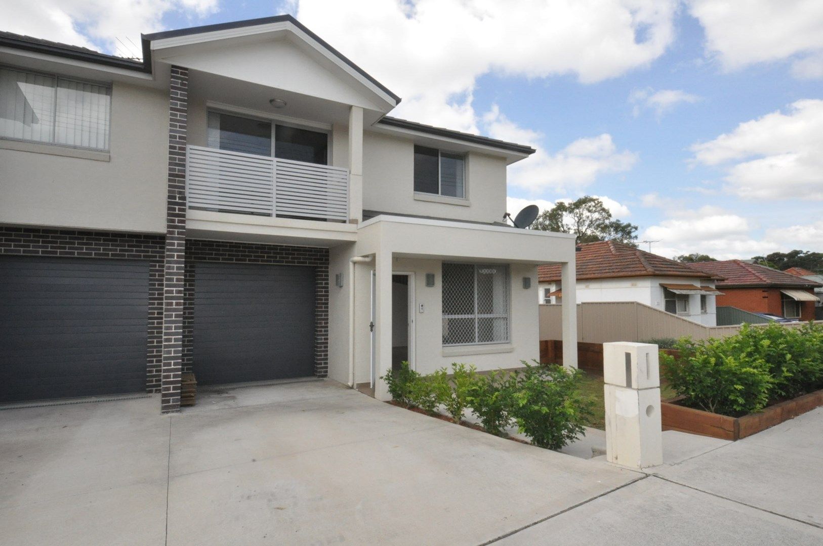 2/187 The river Road, Revesby NSW 2212, Image 0