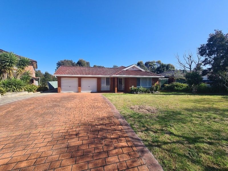 5 bedrooms House in 16 Dianella Court WARABROOK NSW, 2304
