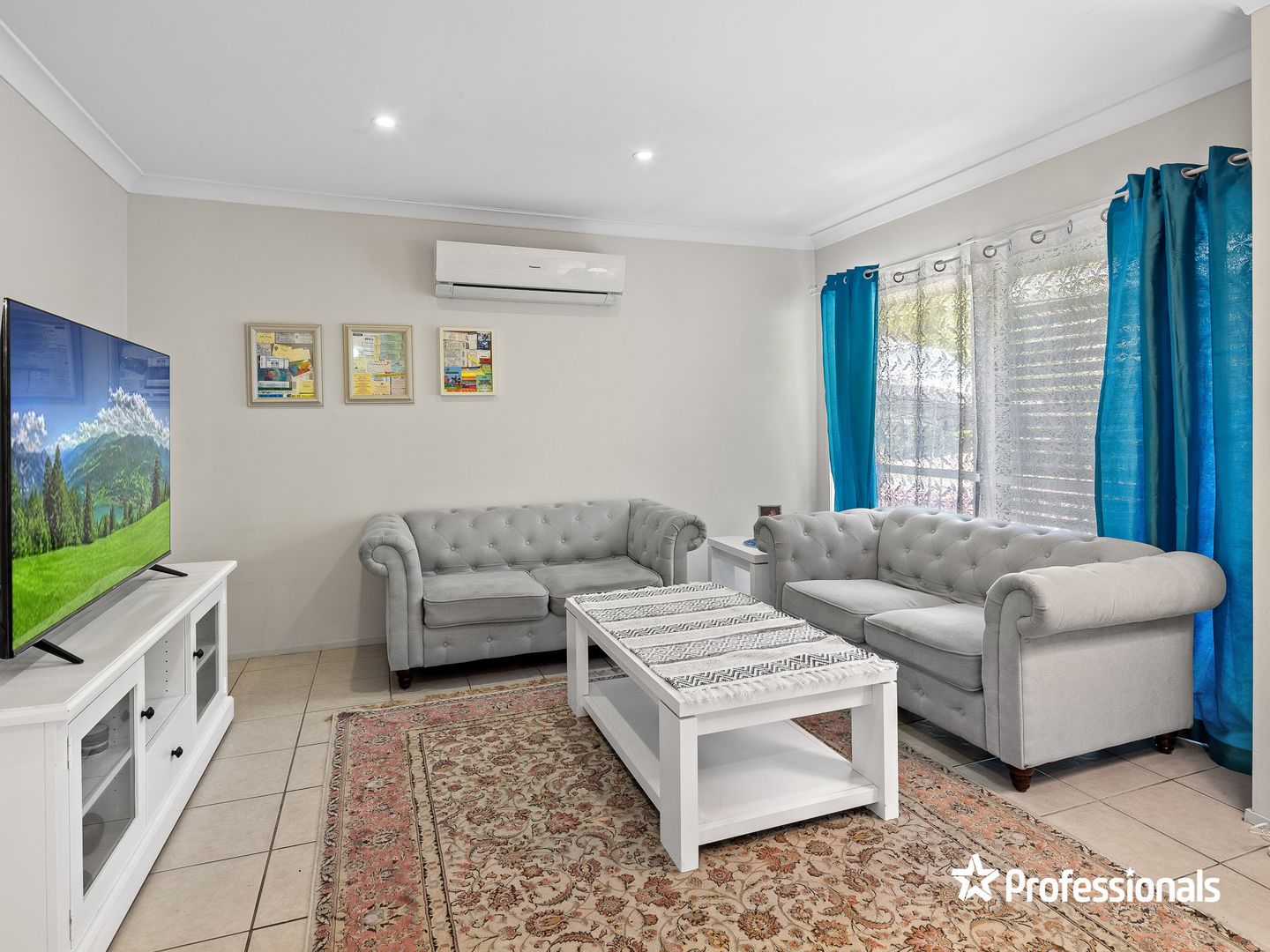 67 Tarnook Drive, Ferny Hills QLD 4055, Image 2