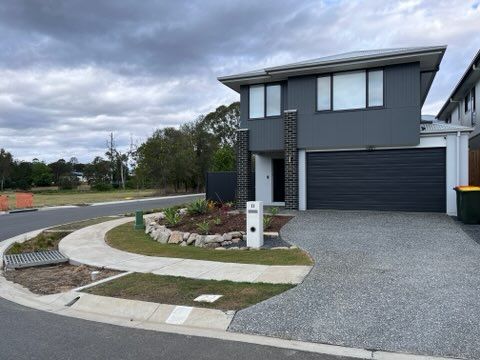 4 bedrooms House in 11 Norwich Crescent PALLARA QLD, 4110