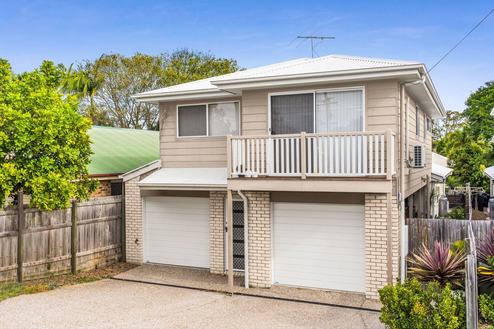 3 bedrooms Townhouse in 1/81 Whites Road MANLY WEST QLD, 4179