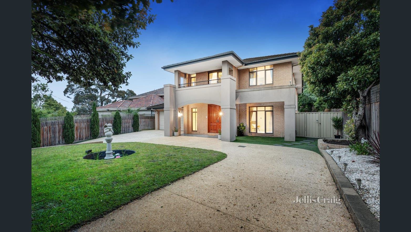 4 bedrooms House in 1315-1317 Dandenong Road MALVERN EAST VIC, 3145